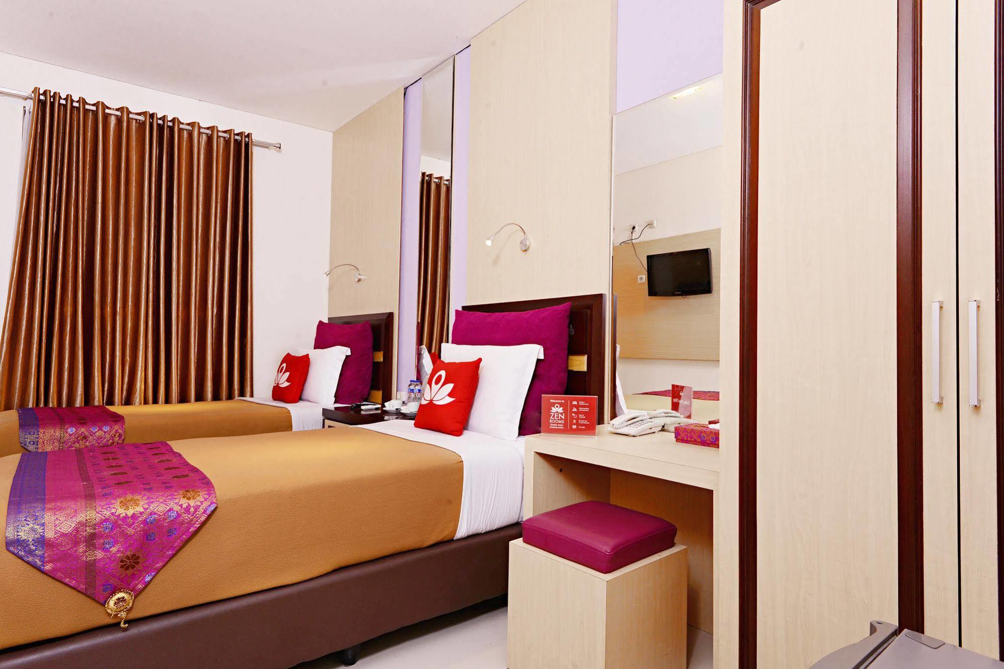 Zen Rooms Riau Natuna Bandung Zewnętrze zdjęcie