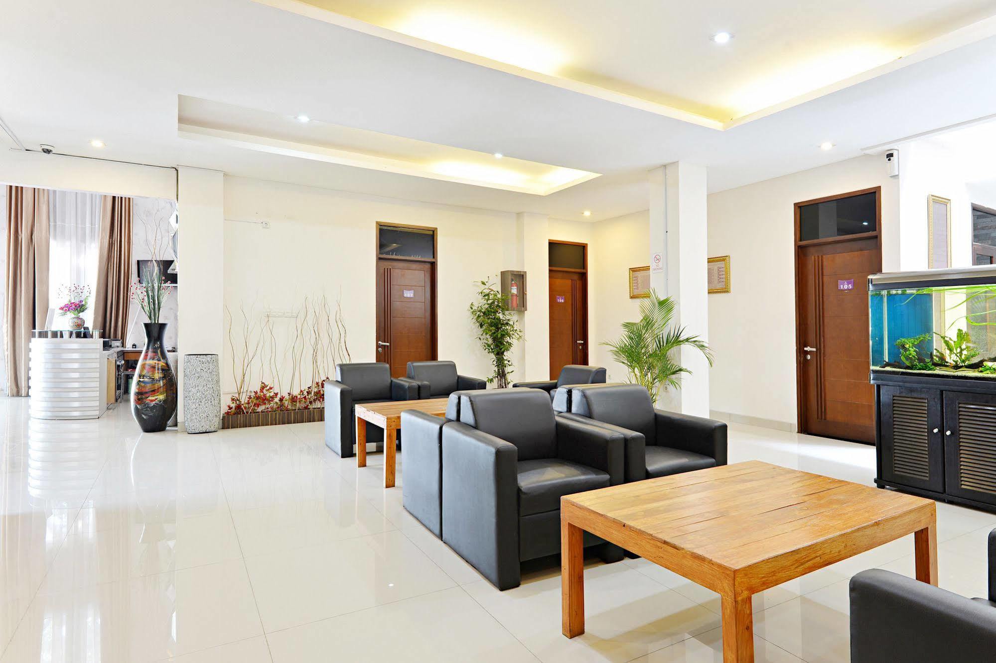 Zen Rooms Riau Natuna Bandung Zewnętrze zdjęcie
