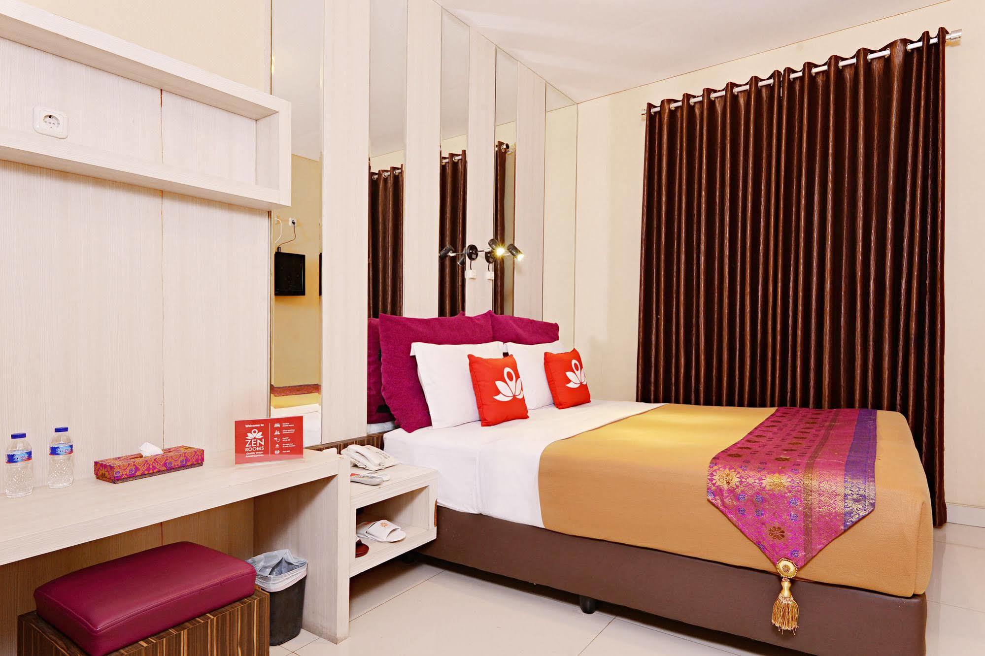 Zen Rooms Riau Natuna Bandung Zewnętrze zdjęcie