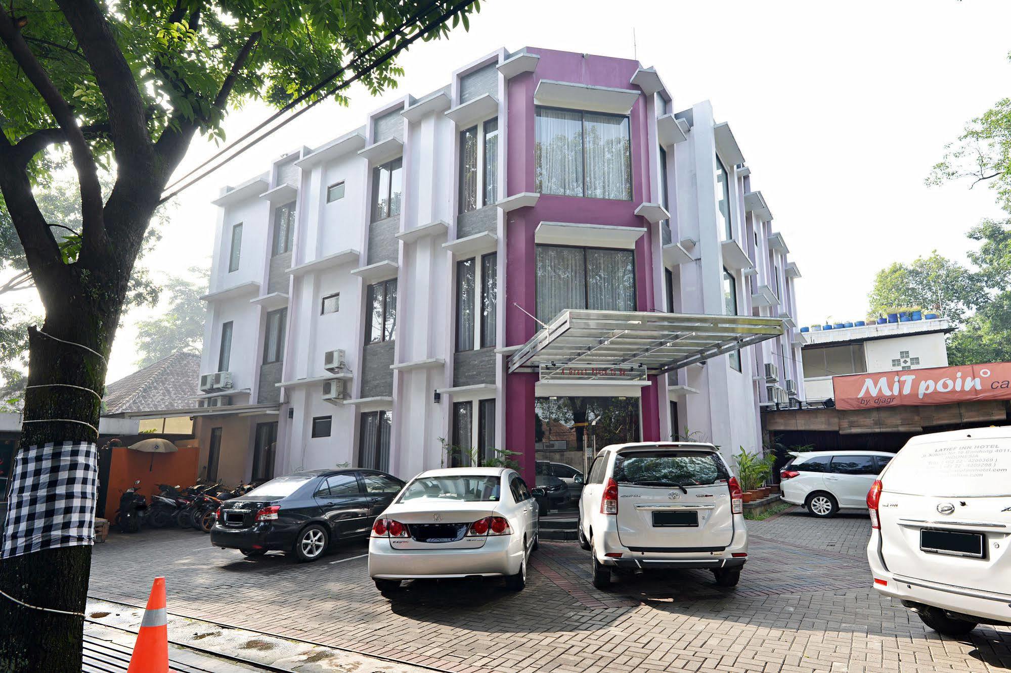Zen Rooms Riau Natuna Bandung Zewnętrze zdjęcie